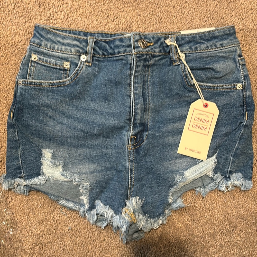 Love Tree Denim Shorts!